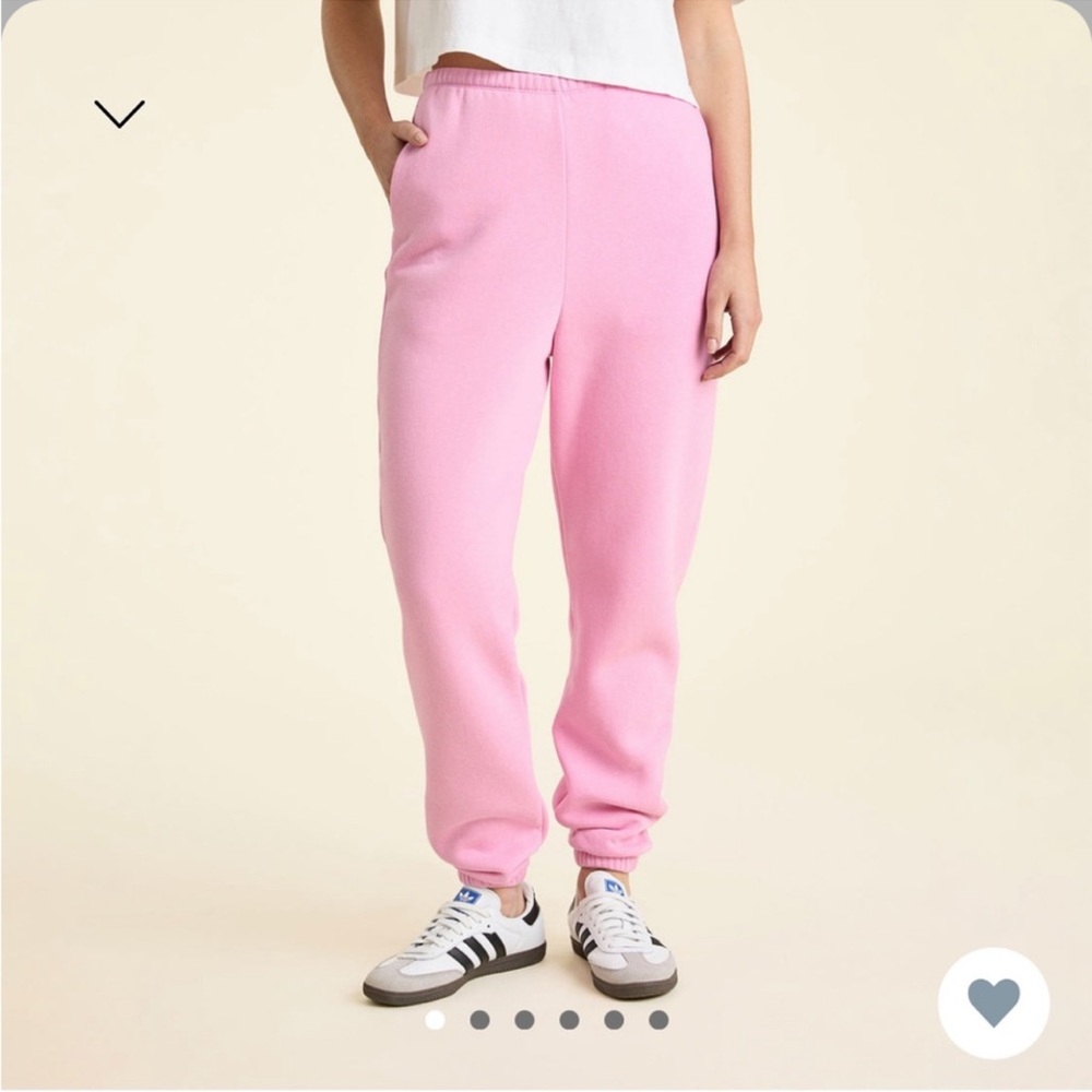 Nuuds classic sweat pants- sold out color bubblegum pink 
Size medium